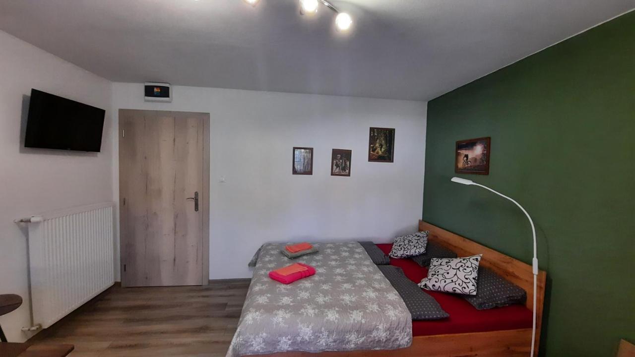 Bike Apartments 1 Hodruša Extérieur photo
